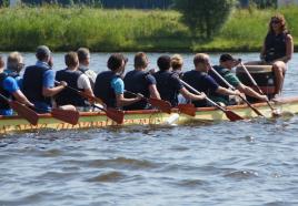 Ideaal voor teambuilding: Drakenboot varen