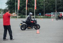 Rijden  in een groep